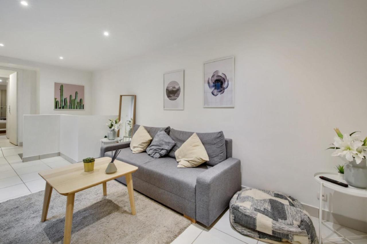 250 Suite Sainte - Superb Apartment In Paris Bagian luar foto