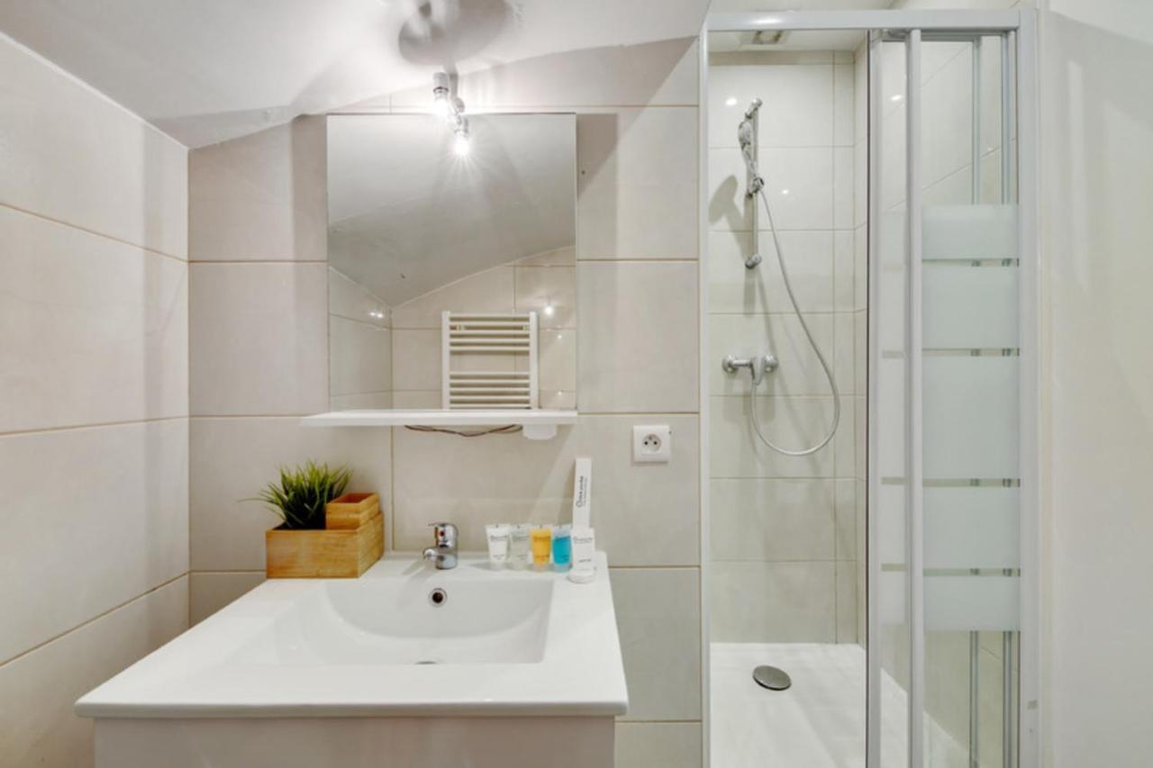 250 Suite Sainte - Superb Apartment In Paris Bagian luar foto