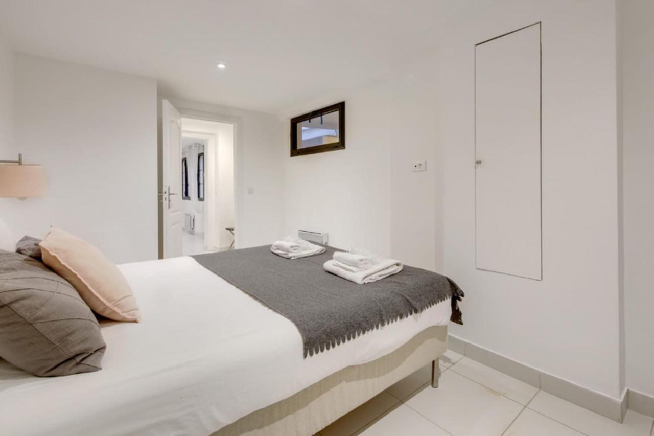 250 Suite Sainte - Superb Apartment In Paris Bagian luar foto
